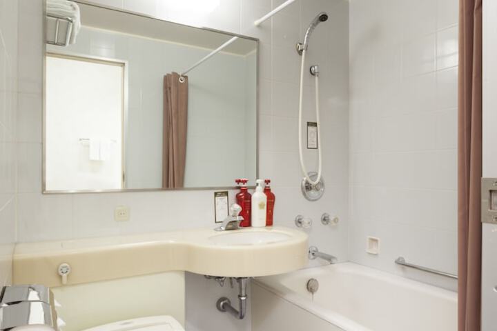 Room 30 of 58