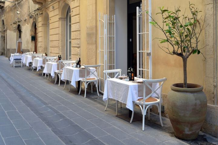 Dining Photos