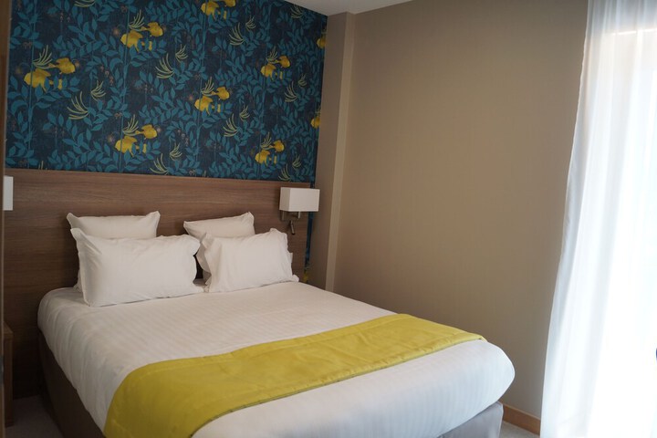 Room 6 of 58