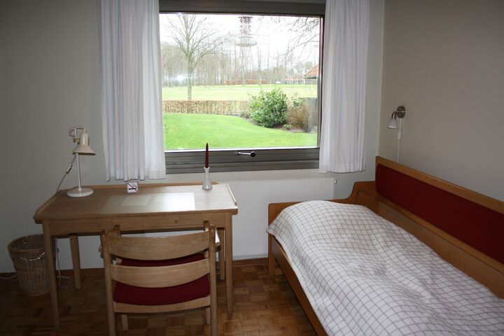 Room 7 of 68