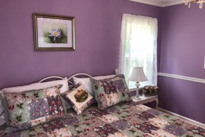 Room 32 of 32