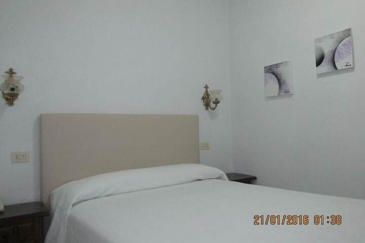 Room 27 of 66