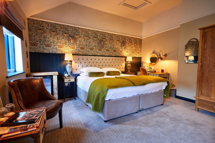 Room 14 of 49