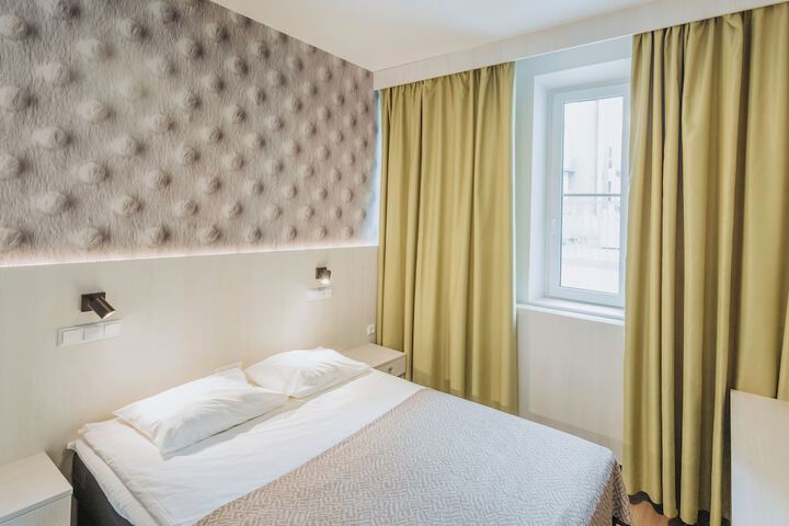 Room 15 of 79