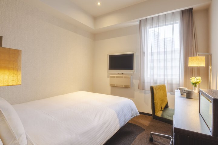 Room 9 of 73