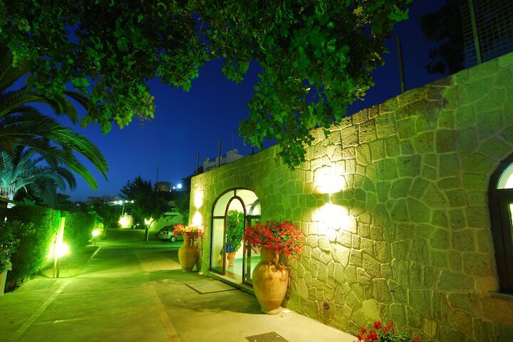 "room in B&B - Ischia-forio With a Breathtaking View, Above the Poseidon Gardens, 3 People" in Forio