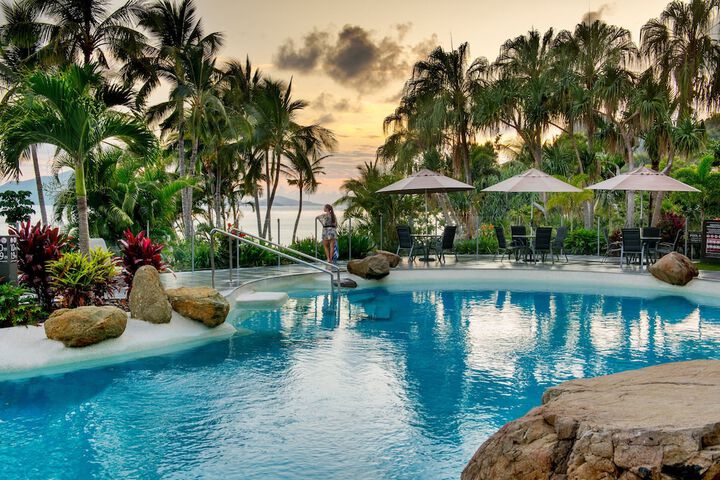 Hotel with Pool