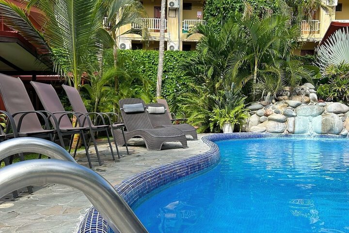 Pool 42 of 55