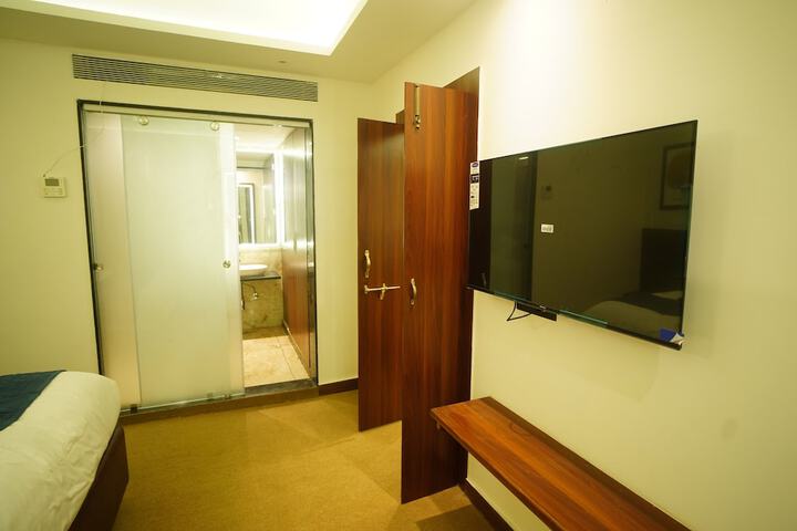 Room 29 of 111