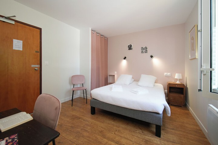 Room 19 of 40
