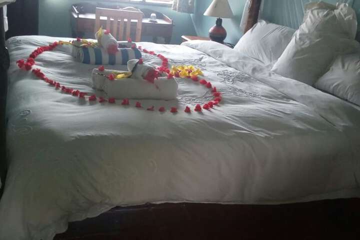 Room 3 of 18