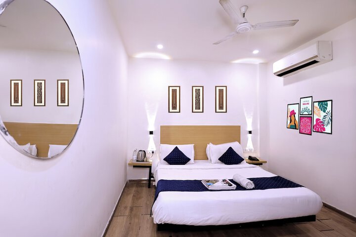 Room 18 of 22