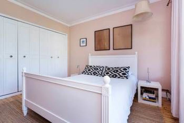Room 6 of 21