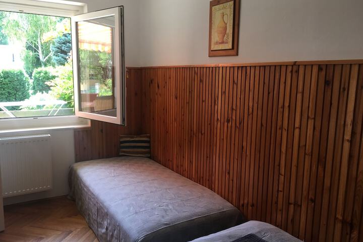 Room 8 of 20