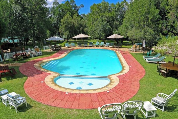 Pool 8 of 18