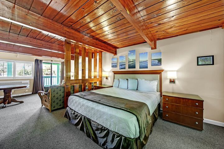 Room 12 of 35