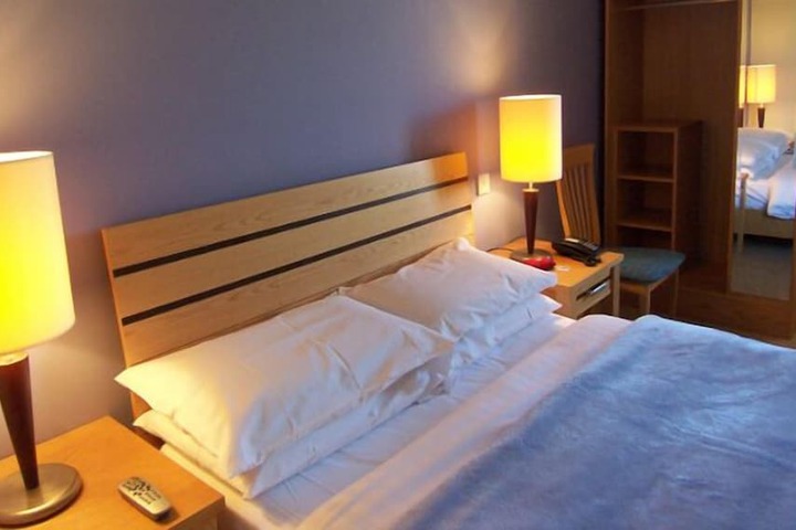 Room 4 of 45