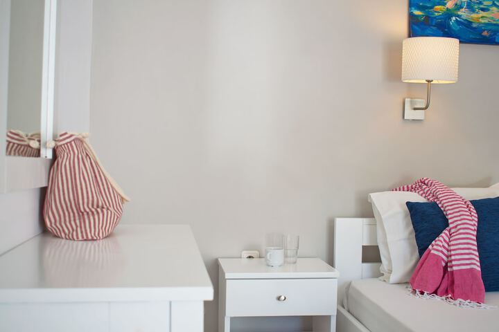 Room 47 of 161