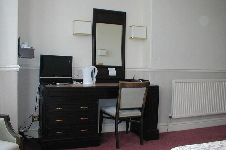 Photo 4