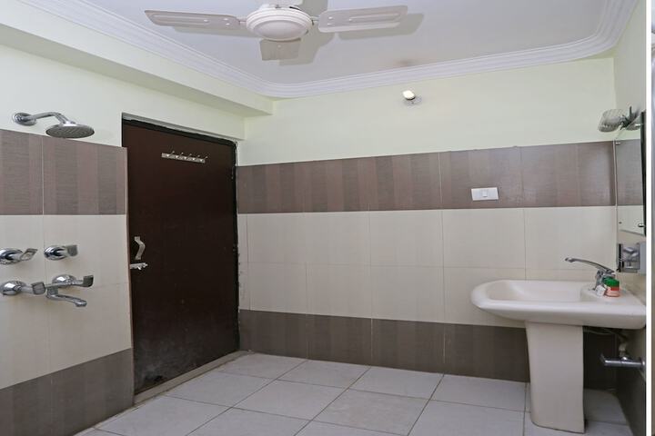Room 13 of 13
