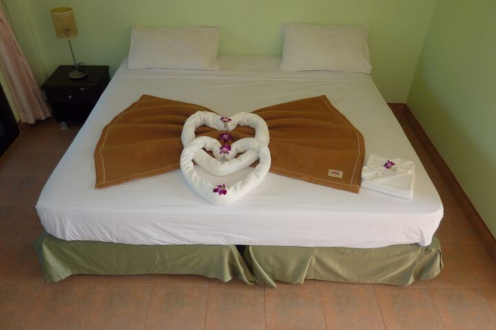 Room 5 of 34