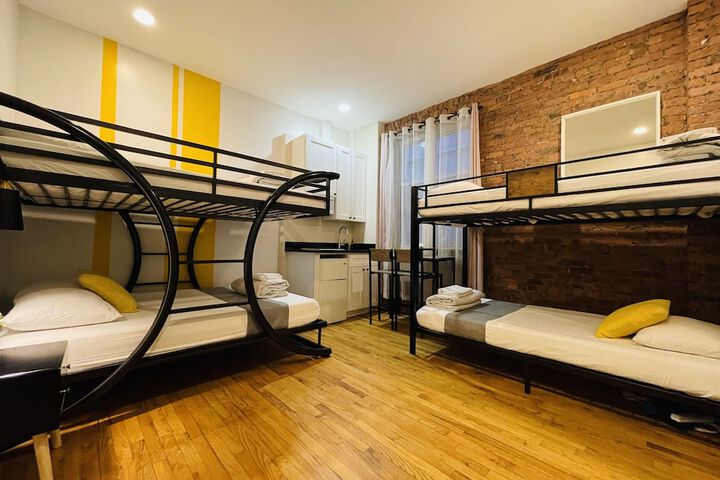 Room 130 of 236