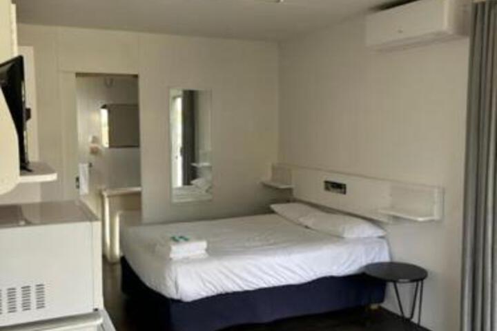 Room 133 of 161