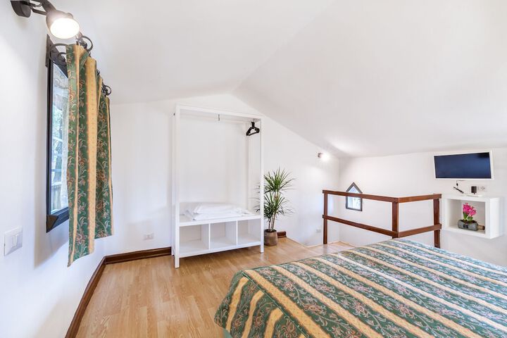 Room 14 of 61