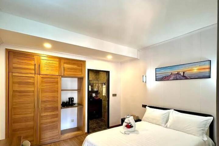 Room 7 of 67
