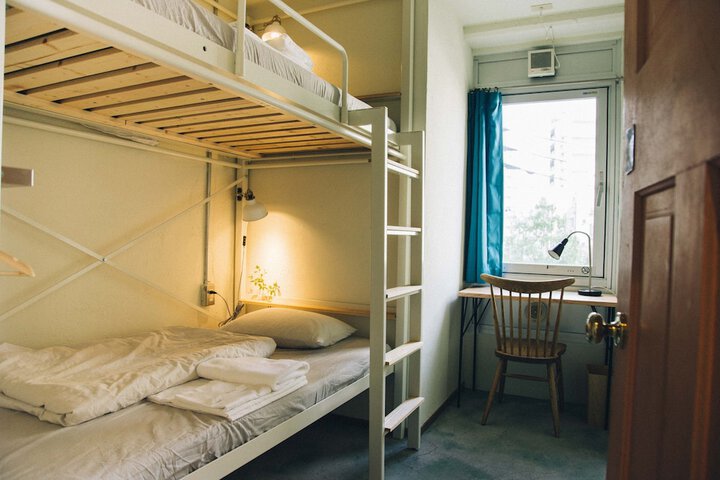 Room 9 of 49