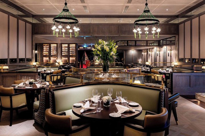 Dining 160 of 220