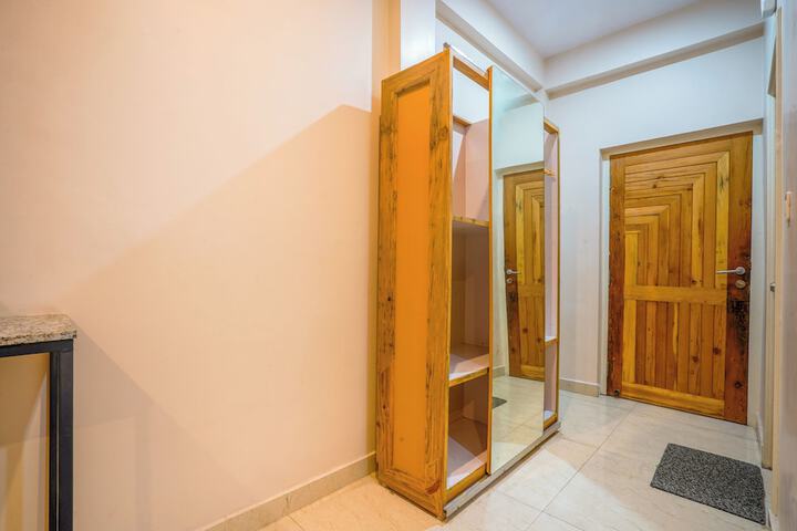 Room 20 of 100