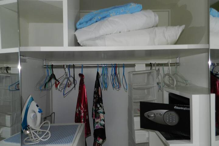 Room 123 of 259