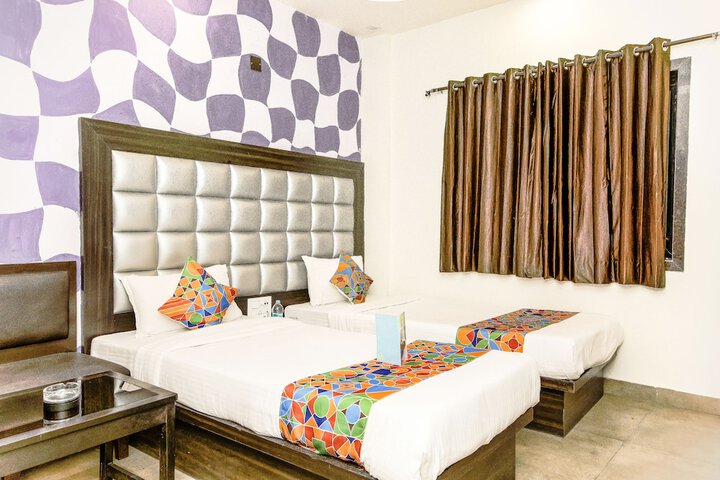 Room 16 of 25
