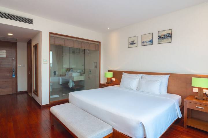 Room 34 of 138