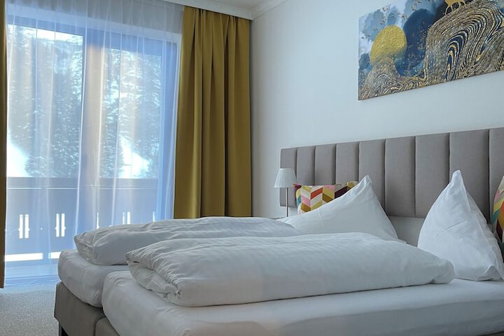 Room 13 of 60