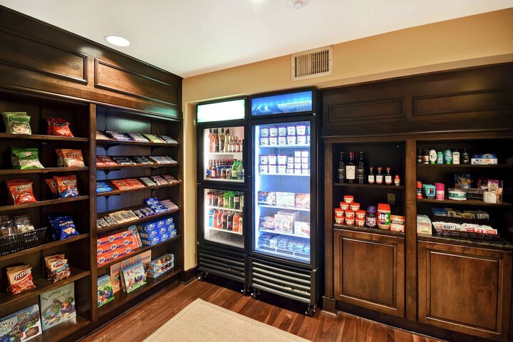 Snack bar