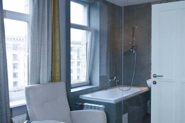 Room 14 of 214