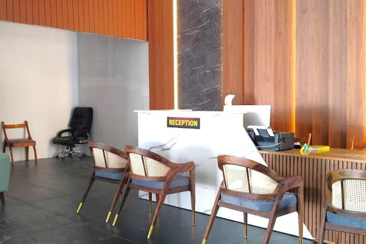 Hotel Interior 10 of 117
