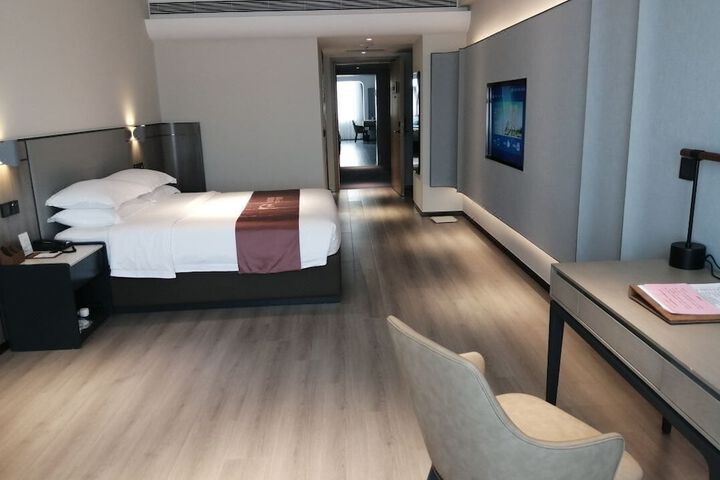 Room 22 of 62
