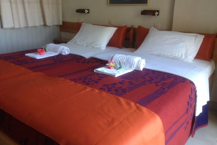 Room 5 of 39