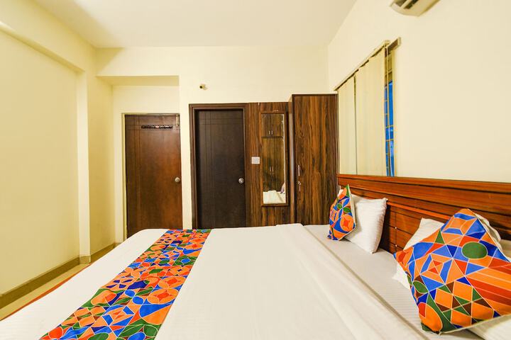 Room 19 of 35