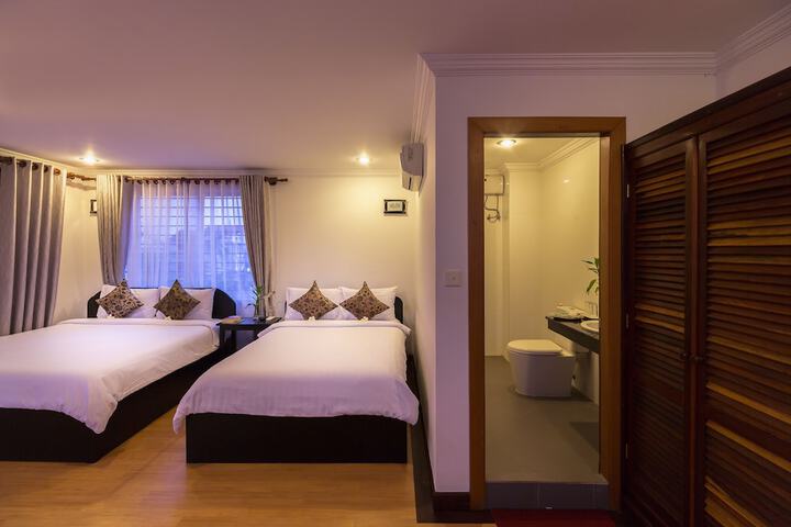 Room 25 of 67