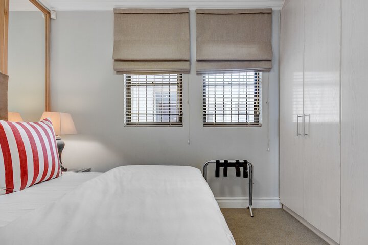 Room 2 of 22