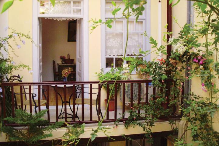 Terrace/Patio 17 of 38