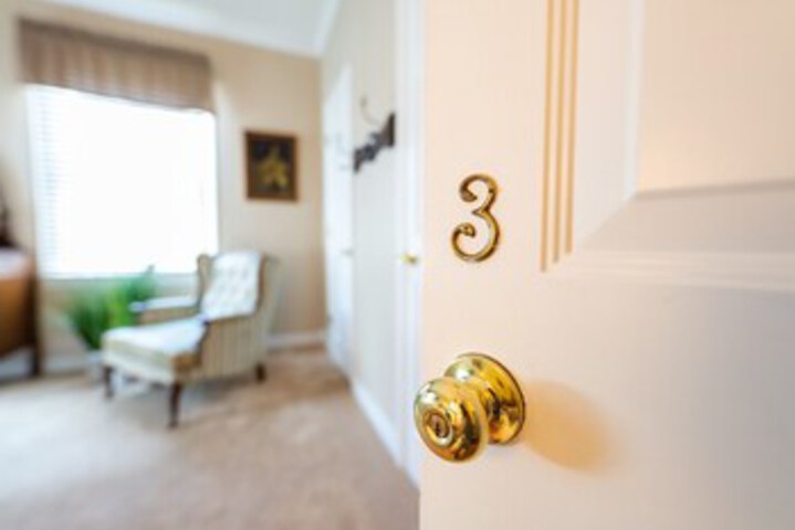 Room 87 of 253