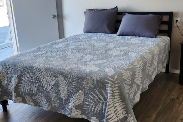 Room 17 of 35