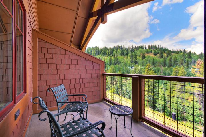Terrace/Patio 105 of 180