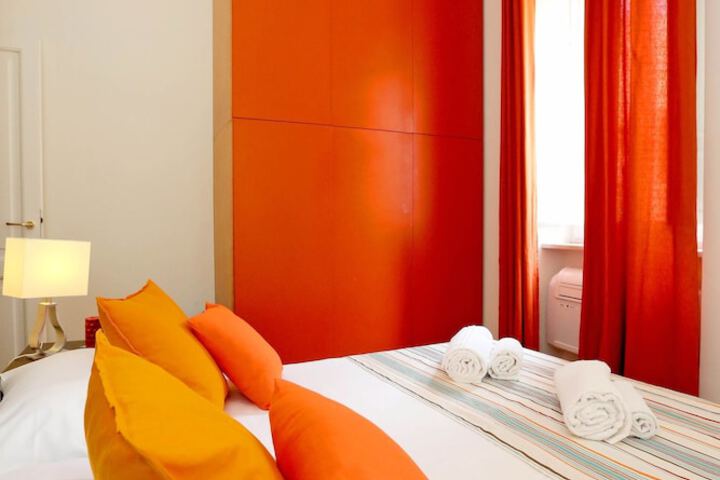 Room 4 of 23