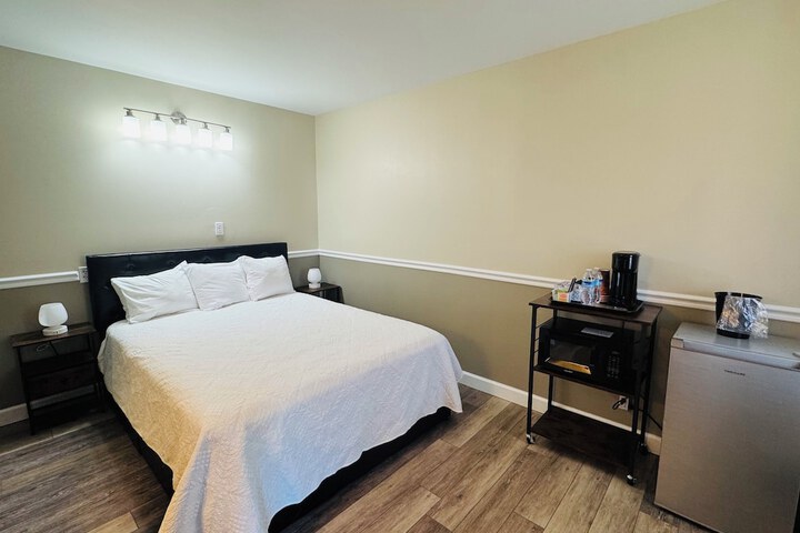 Room 35 of 58